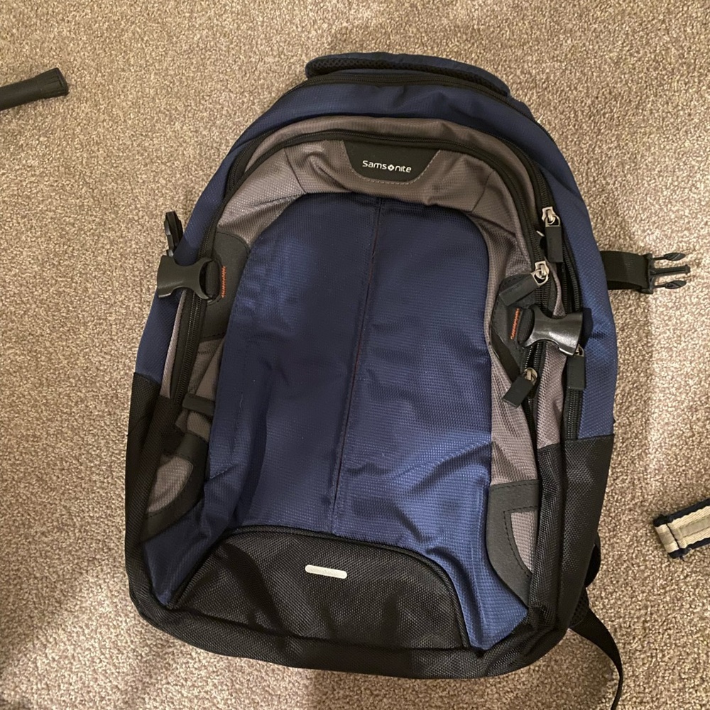 Samsonite Blue and Gray Backpack with Ergonomic Design